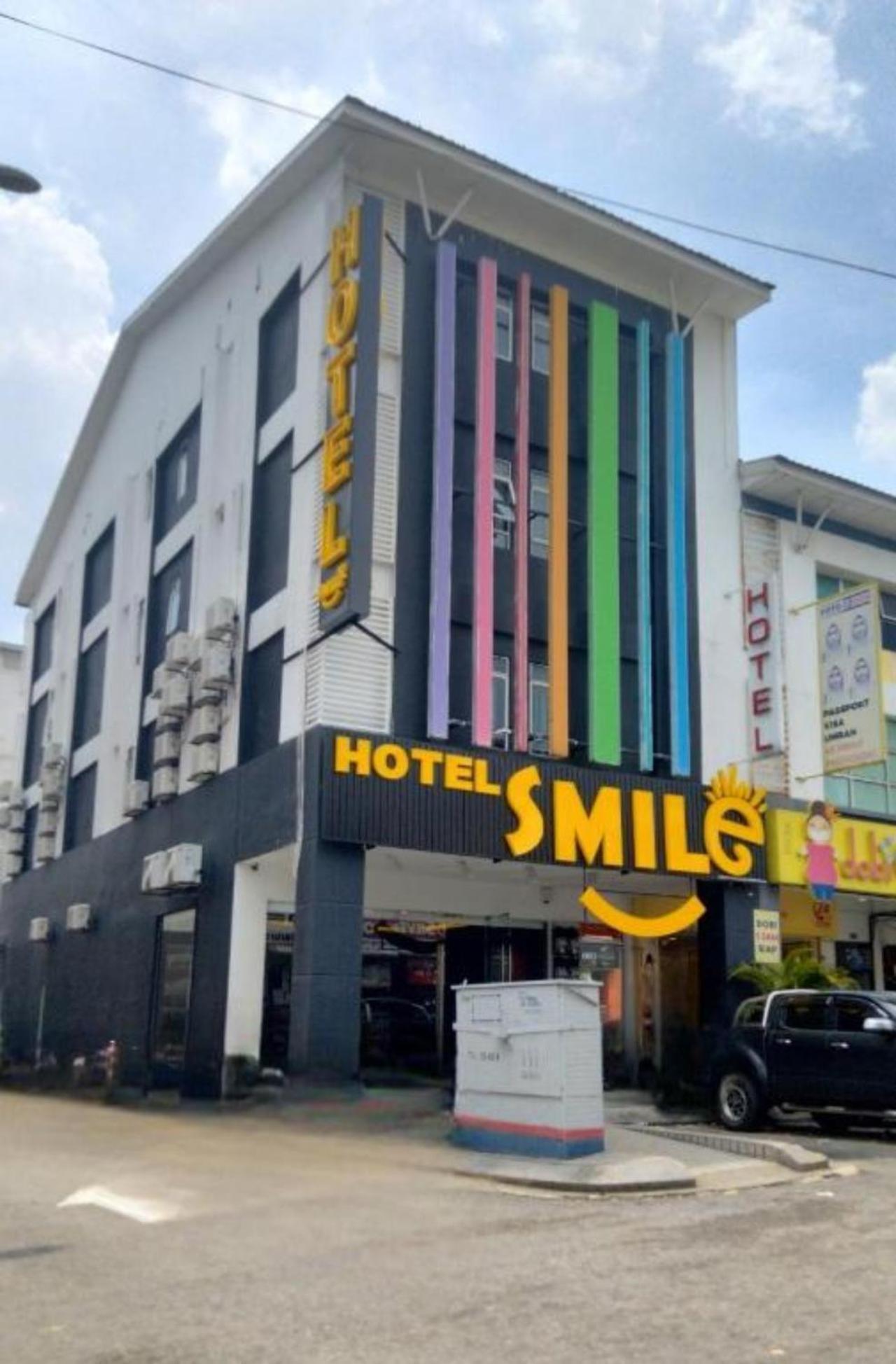 Smile Hotel Cheras Sri Permaisuri Kuala Lumpur Exterior foto